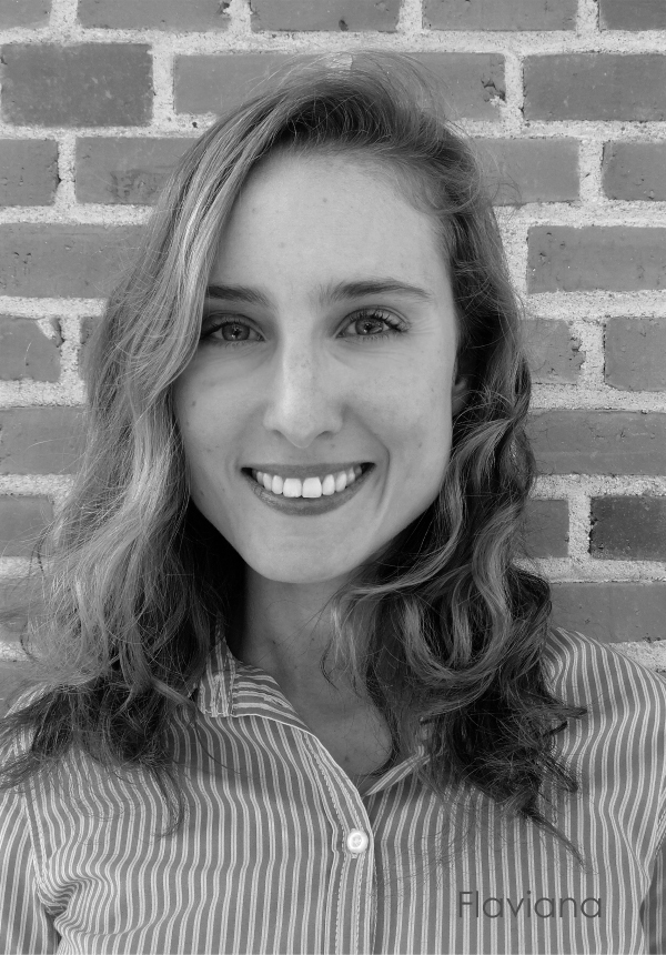 Flaviana, profesora de Ballet